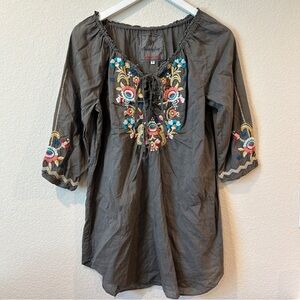 Johnny Was 3J Workshop Women’s Grey Cotton Embroidered Tunic Blouse - Small